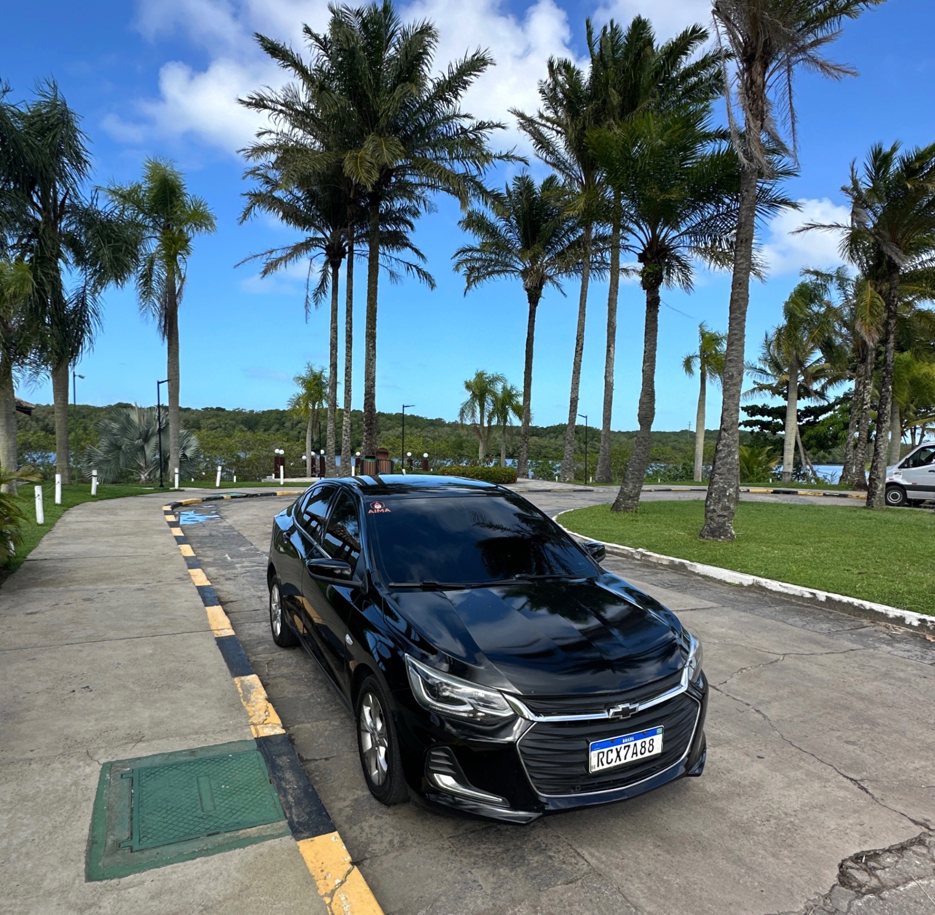 Onix Plus da frota Bahia Prime — foto 3